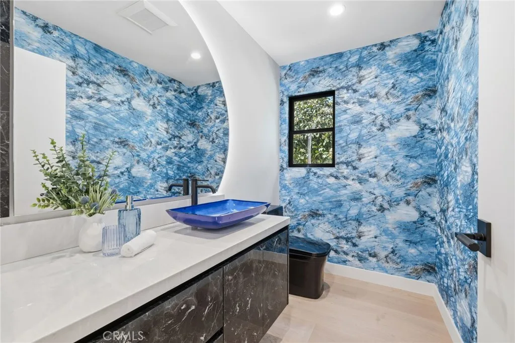 Additional image 23 of 8400 White Oak Ave, Sherwood Forest, CA 91325