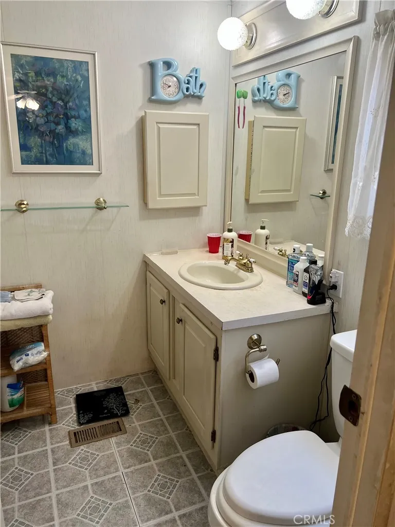 Additional image 41 of 21001 Plummer Street Unit 34, Chatsworth, CA 91311