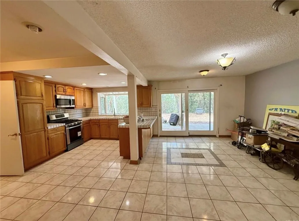 Additional image 15 of 6618 Smoke Tree Avenue, Oak Park, CA 91377