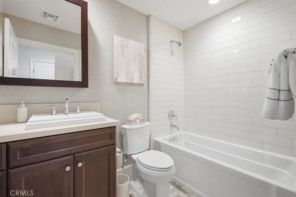 Additional image 14 of 23500 Park Sorrento Unit D44, Calabasas, CA 91302