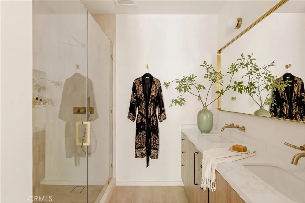 Additional image 10 of 17852 Saticoy Street, Reseda, CA 91335