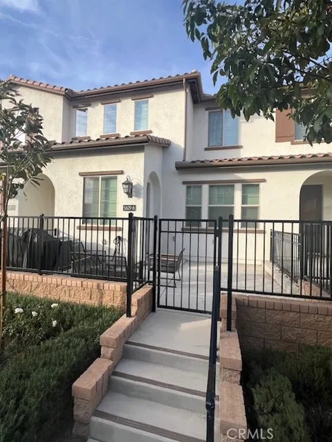 5629 Kate Way Unit 8, Fontana, CA 92336 - MLS#: CV25038916