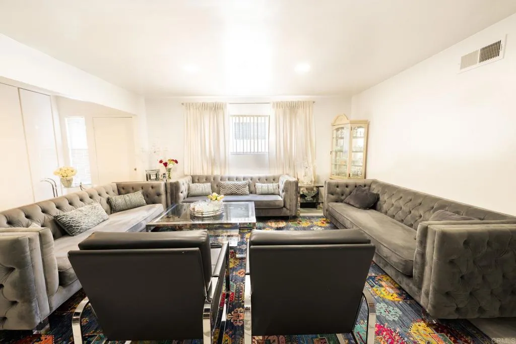 Additional image 9 of 6890 Wallsey Drive, San Diego, CA 92119