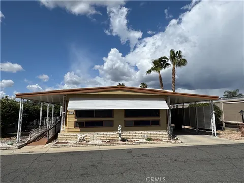 881 N Lake Street Unit 313, Hemet, CA 92544 - MLS#: SW25078783