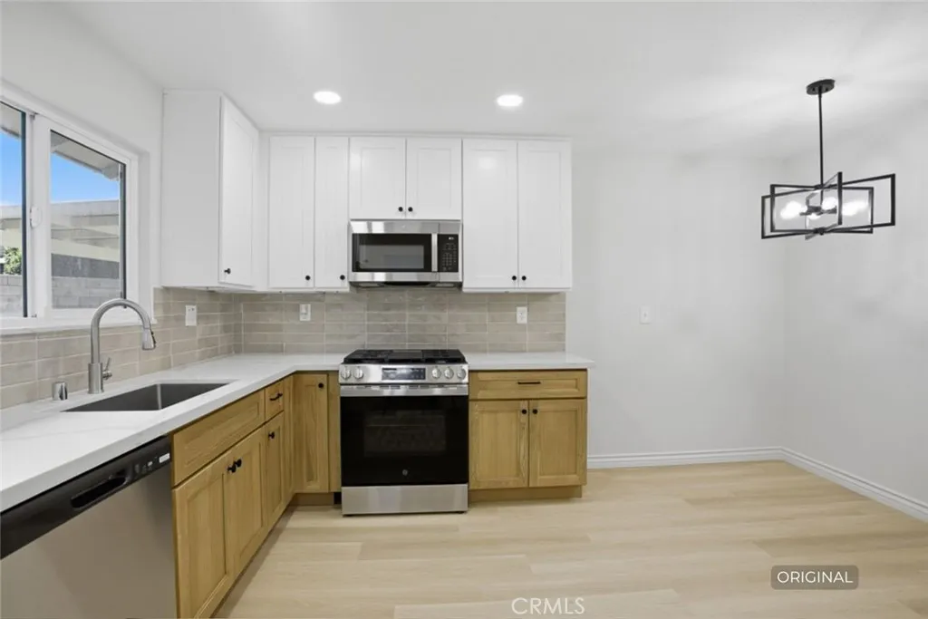 Additional image 36 of 8574 Holly Ln, Riverside, CA 92504