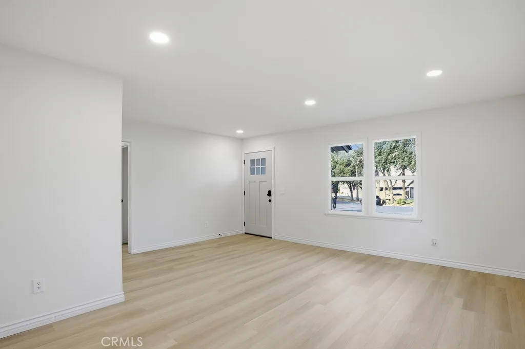 Additional image 5 of 8574 Holly Ln, Riverside, CA 92504