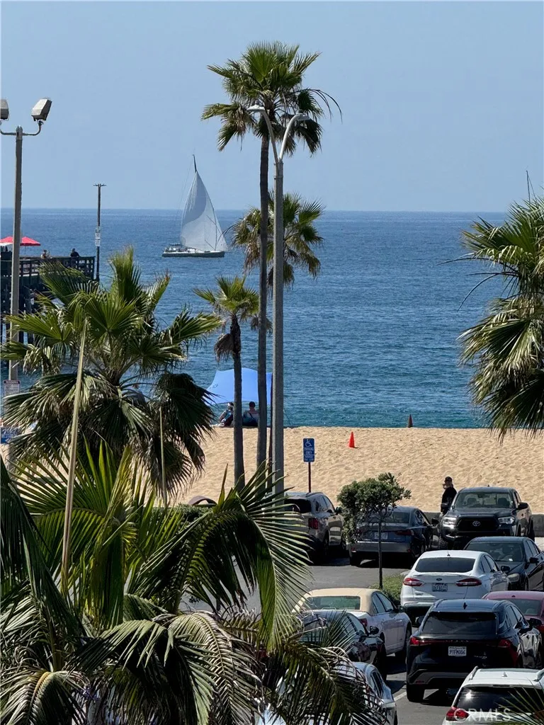 Additional image 47 of 600 E Oceanfront Unit 3 B, Newport Beach, CA 92661