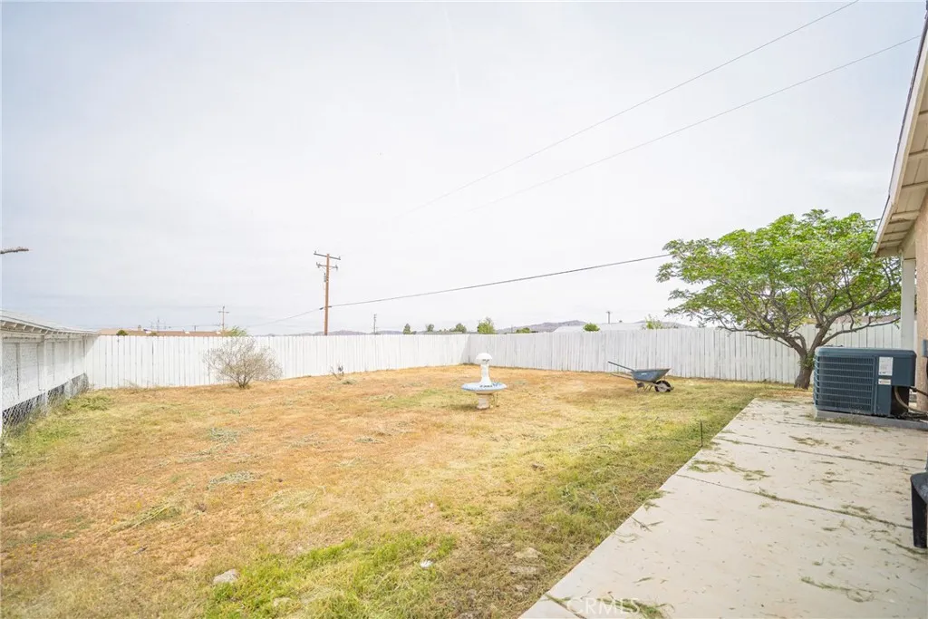 Additional image 7 of 11020 Viento Pl, Apple Valley, CA 92308