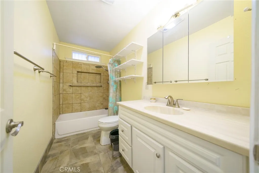 Additional image 75 of 11020 Viento Pl, Apple Valley, CA 92308