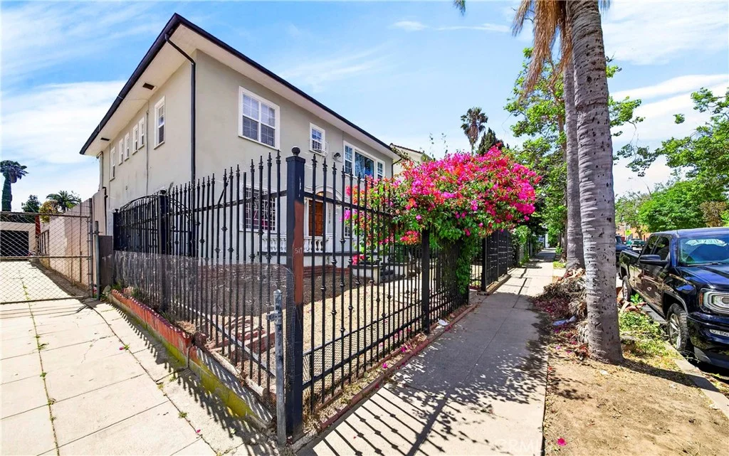 Additional image 18 of 1276 S Plymouth Blvd, Los Angeles, CA 90019