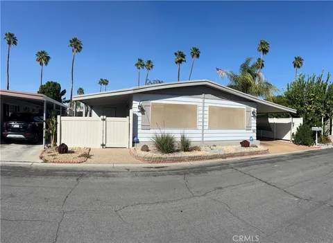 96 Calle De Espacio, Palm Springs, CA MLS: TR25098041