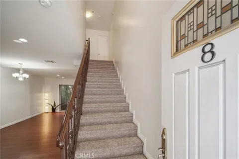 14618 Gilmore Street Unit 8, Van Nuys, CA 91411 - MLS#: SR25091302