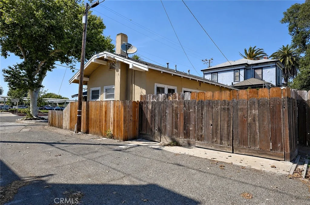 2130 Canal St, Merced, CA 95340