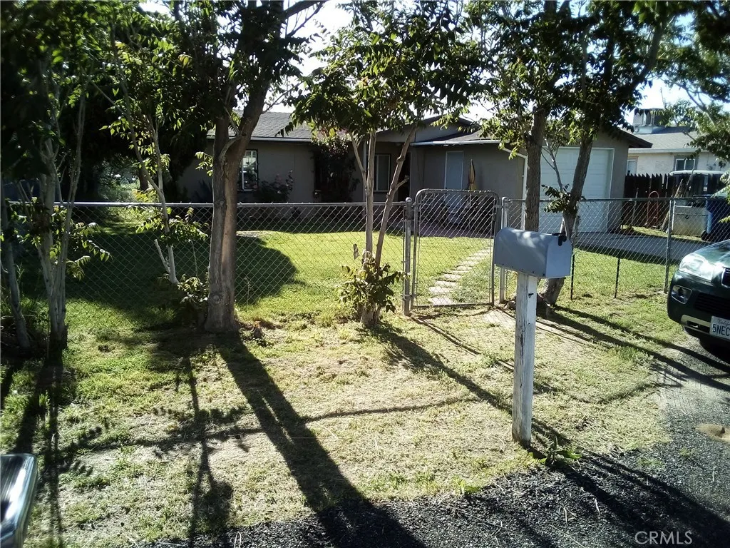 43205 6th Street E, Lancaster, CA 93535