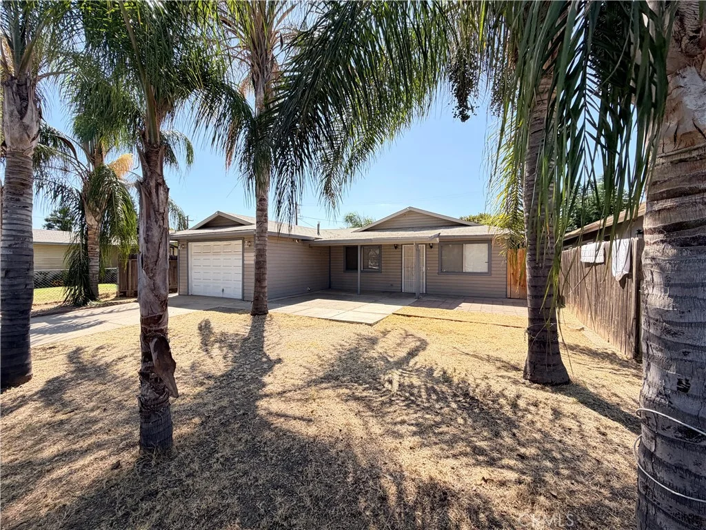 268 E 10th St, Merced, CA 95341 photo 2