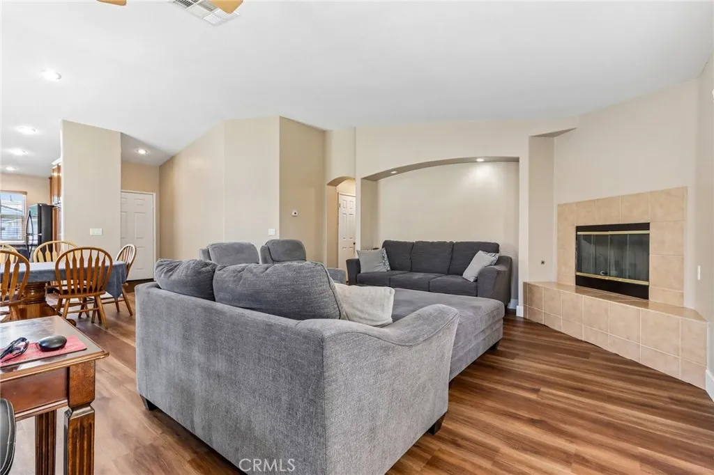 Additional image 49 of 988 Roxanne Dr, Hemet, CA 92543