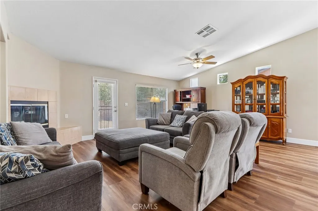 Additional image 47 of 988 Roxanne Dr, Hemet, CA 92543