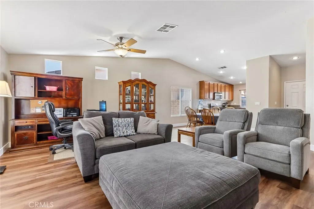 Additional image 48 of 988 Roxanne Dr, Hemet, CA 92543