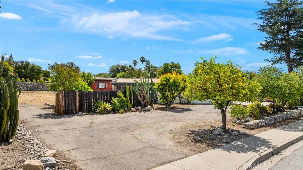 Additional image 7 of 1690 N Mills Ave, Claremont, CA 91711