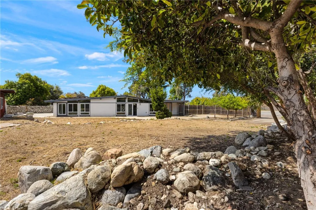Additional image 24 of 1690 N Mills Ave, Claremont, CA 91711