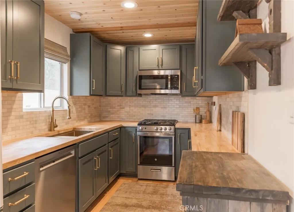 Additional image 50 of 2047 7th Lane, Big Bear City, CA 92314