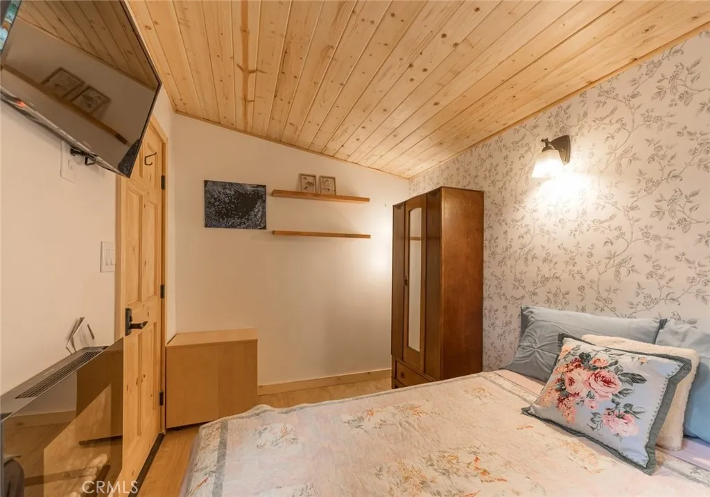 Additional image 33 of 2047 7th Lane, Big Bear City, CA 92314