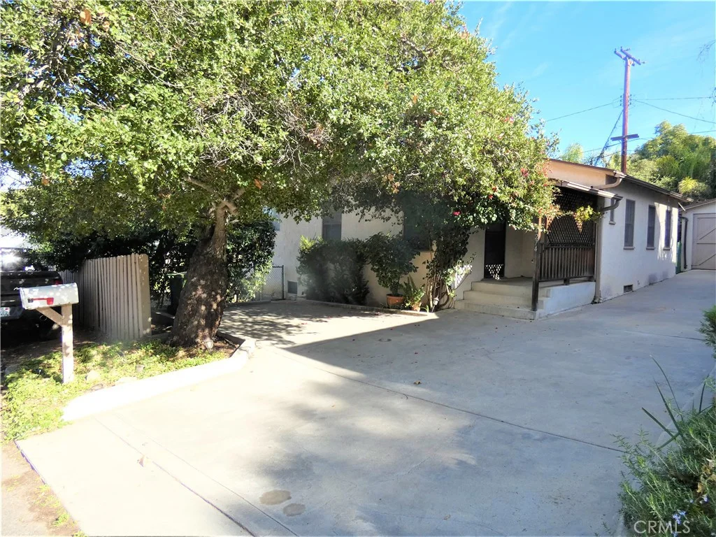 4274 Tosca Road, Woodland Hills, CA 91364