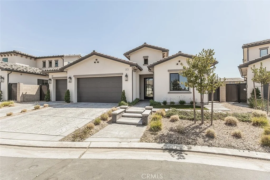 2825 E Beech Tree, Clovis, CA 93619 photo 2