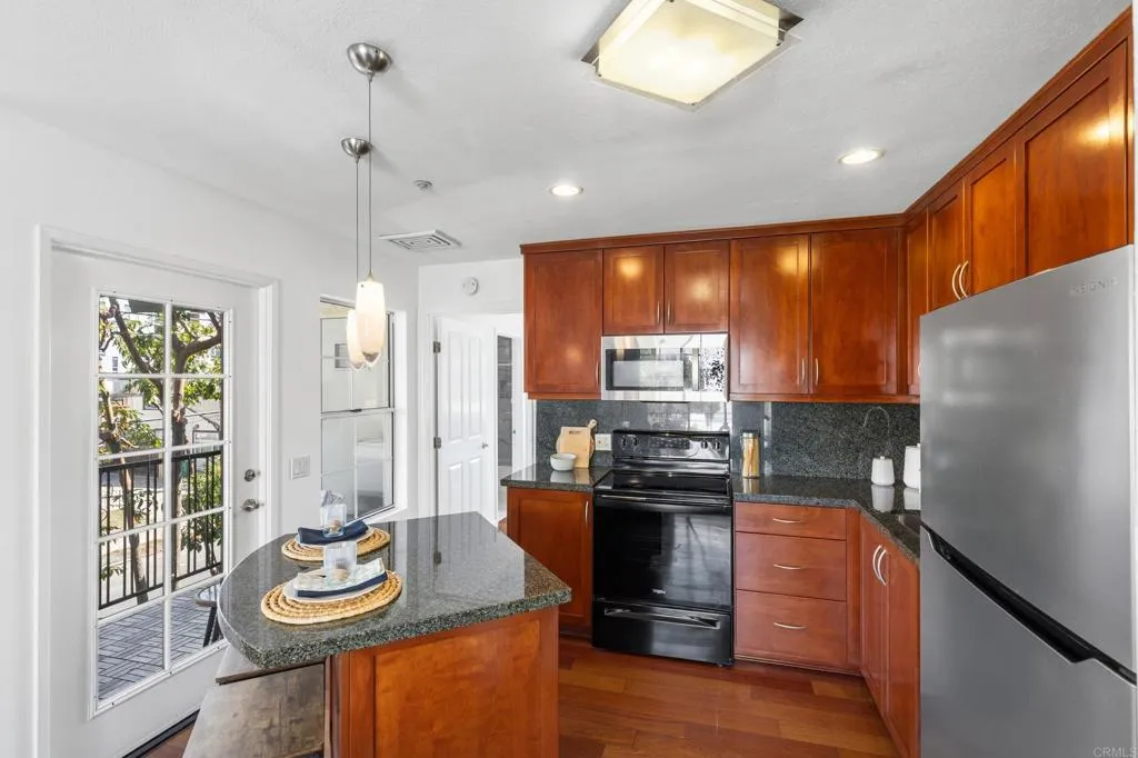 Additional image 39 of 727 Robinson Ave Unit C, San Diego, CA 92103