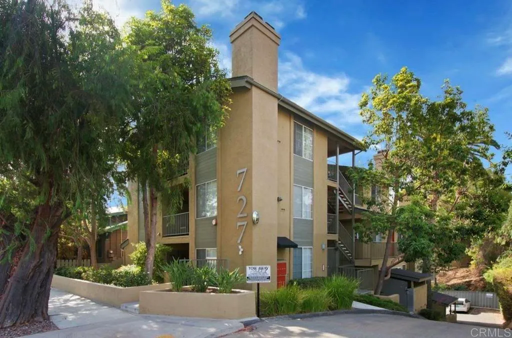 Additional image 3 of 727 Robinson Ave Unit C, San Diego, CA 92103