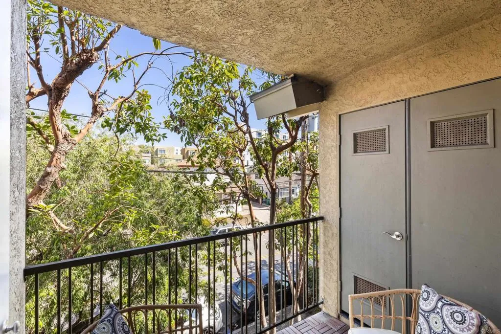 Additional image 46 of 727 Robinson Ave Unit C, San Diego, CA 92103