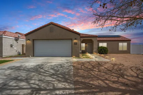 37206 Calle Mazatlan, Palmdale, CA MLS: SR25055699