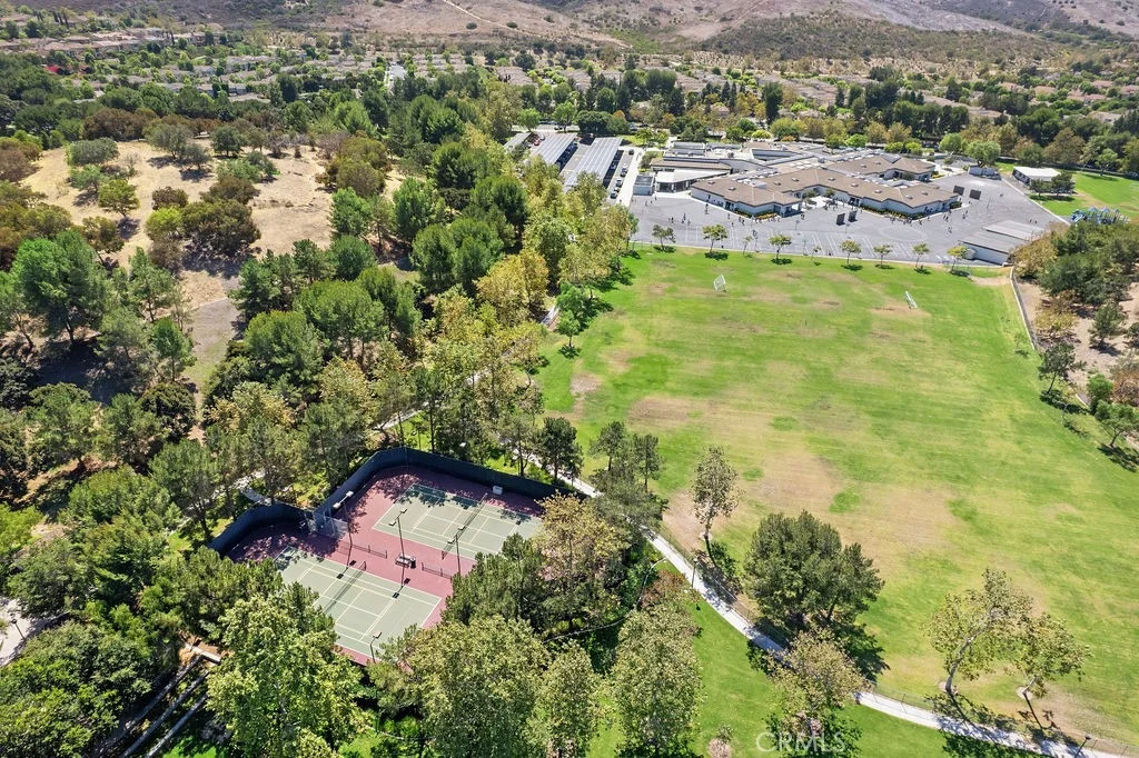 402 Quail Ridge Rdg, Irvine, CA 92603