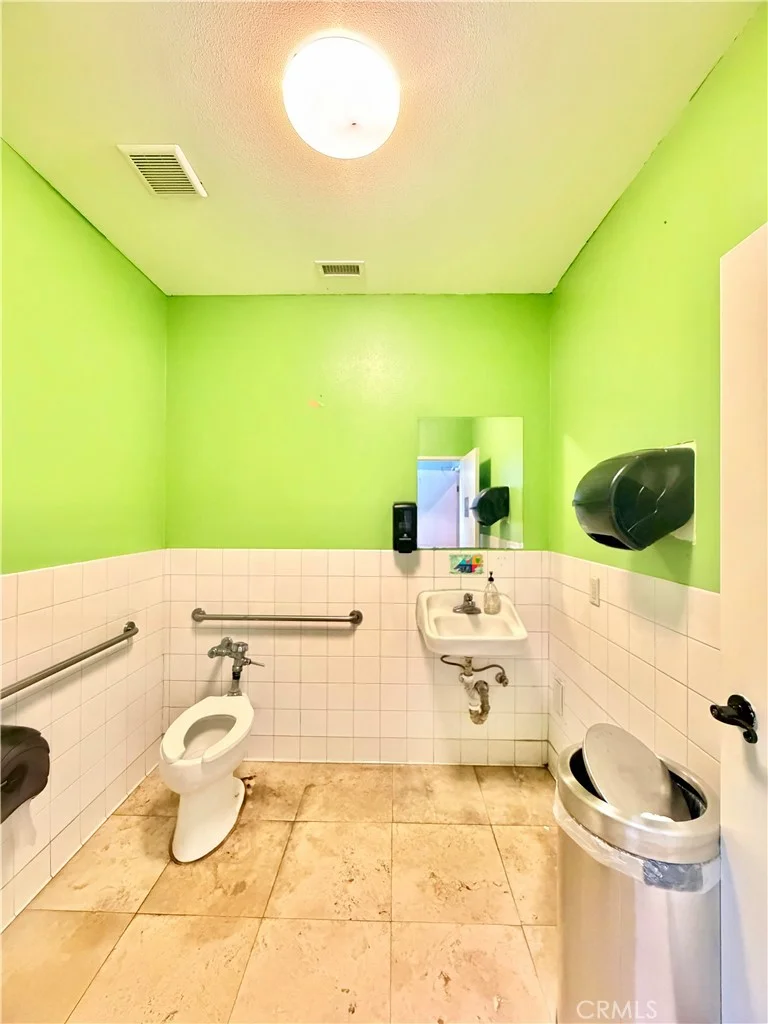15606 Brookhurst St Unit E, Westminster, CA 92683