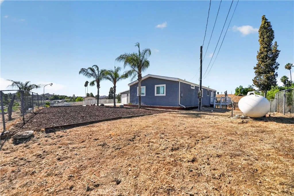 28395 Connecticut Dr, Menifee, CA 92587