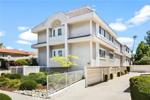 72 S Greenwood Avenue Unit 3, Pasadena, CA MLS: AR25105574
