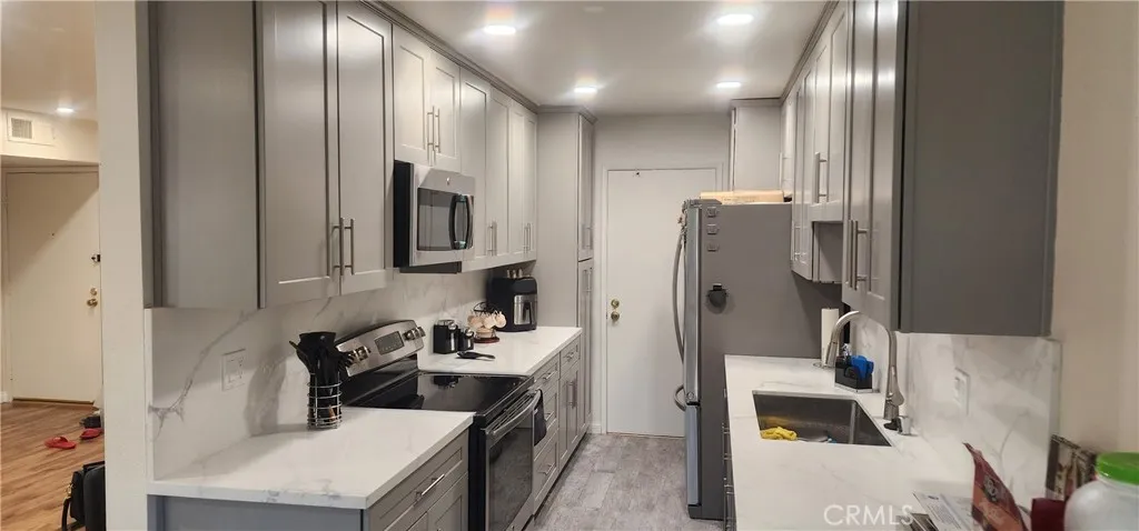 Additional image 18 of 5400 lindley ave#105, Encino, CA 91316