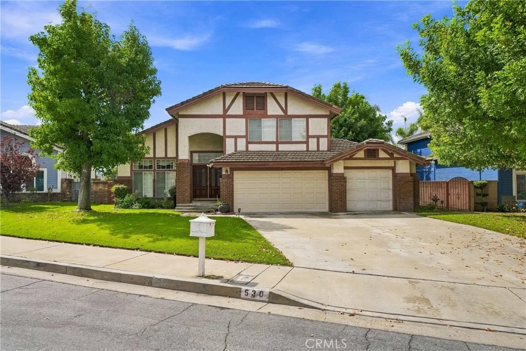 530 E Payson St, Glendora, CA 91740 photo 2