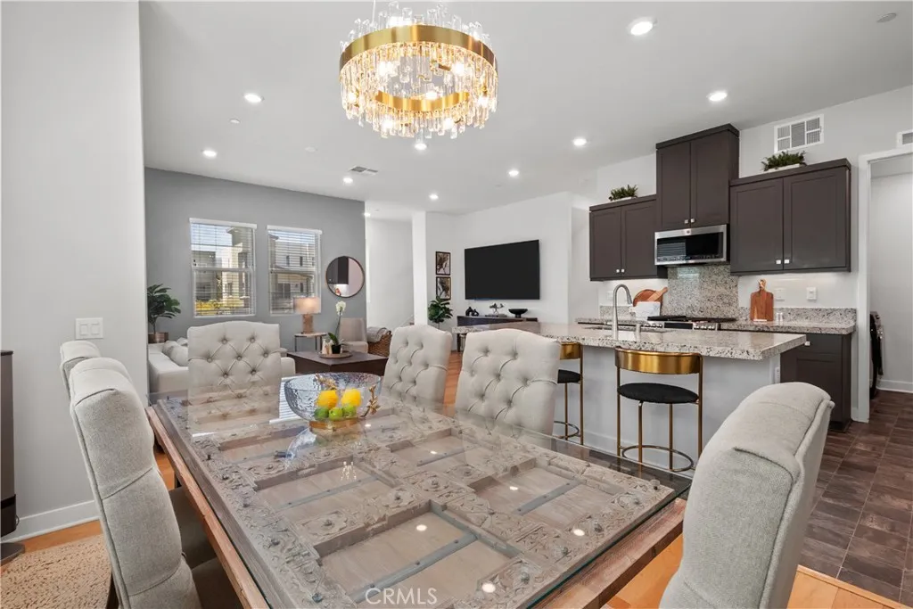 Additional image 3 of 27034 Hummingbird Lane, Valencia, CA 91381