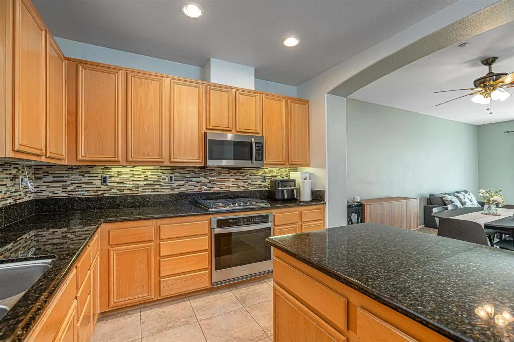 Additional image 46 of 1291 Blue Jean Way Unit 3, Chula Vista, CA 91913