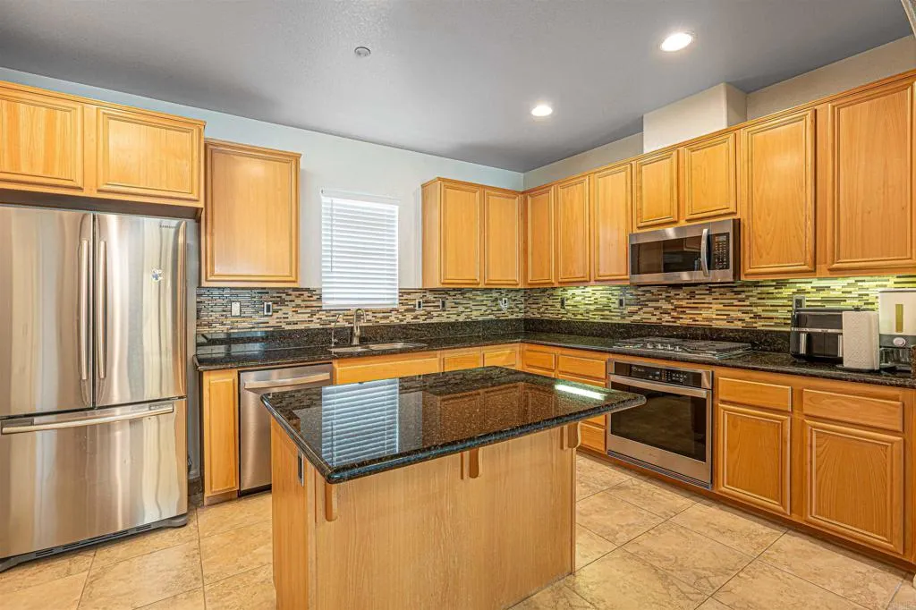 Additional image 45 of 1291 Blue Jean Way Unit 3, Chula Vista, CA 91913