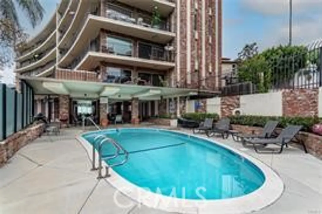 Additional image 16 of 2260 N North Cahuenga Boulevard Unit 302, Los Angeles, CA 90068