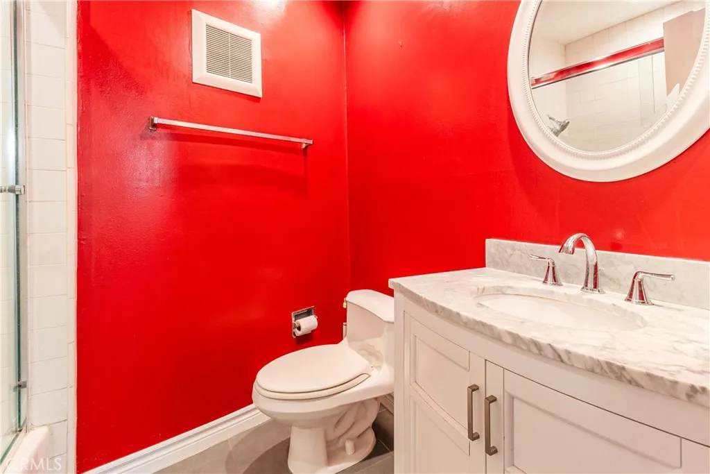 Additional image 30 of 2260 N North Cahuenga Boulevard Unit 302, Los Angeles, CA 90068