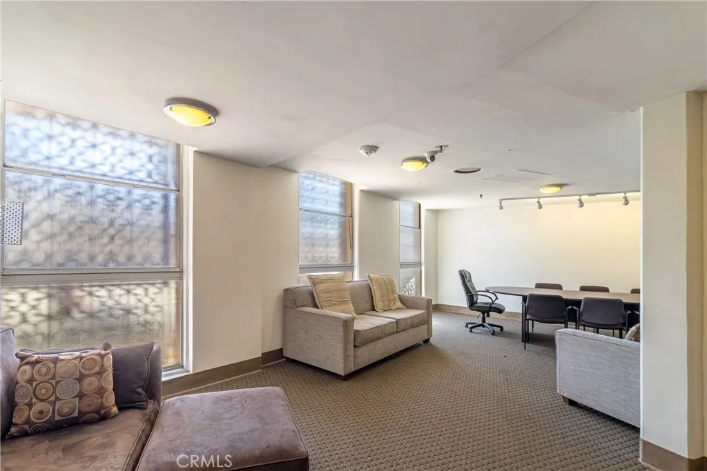 Additional image 36 of 2260 N North Cahuenga Boulevard Unit 302, Los Angeles, CA 90068