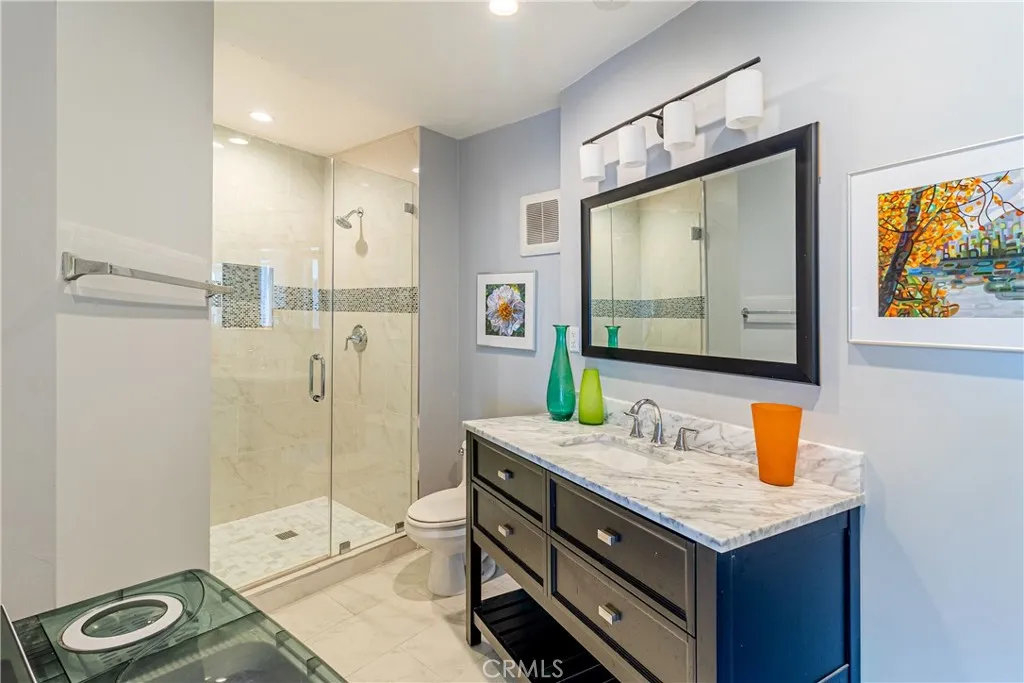 Additional image 27 of 2260 N North Cahuenga Boulevard Unit 302, Los Angeles, CA 90068
