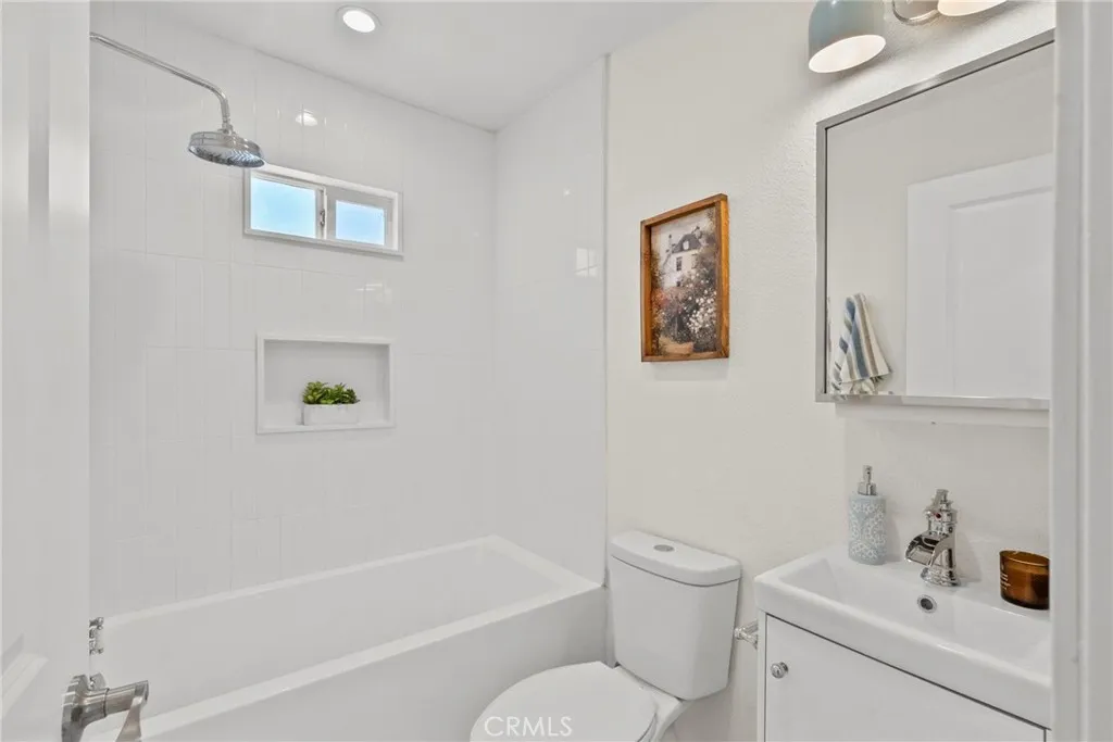 Additional image 18 of 3705 S St Andrews Pl, Los Angeles, CA 90018