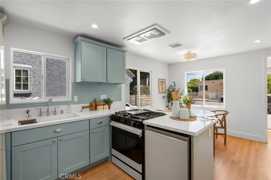 Additional image 40 of 3705 S St Andrews Pl, Los Angeles, CA 90018