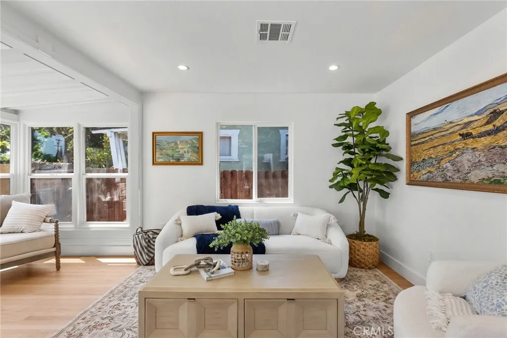 Additional image 35 of 3705 S St Andrews Pl, Los Angeles, CA 90018