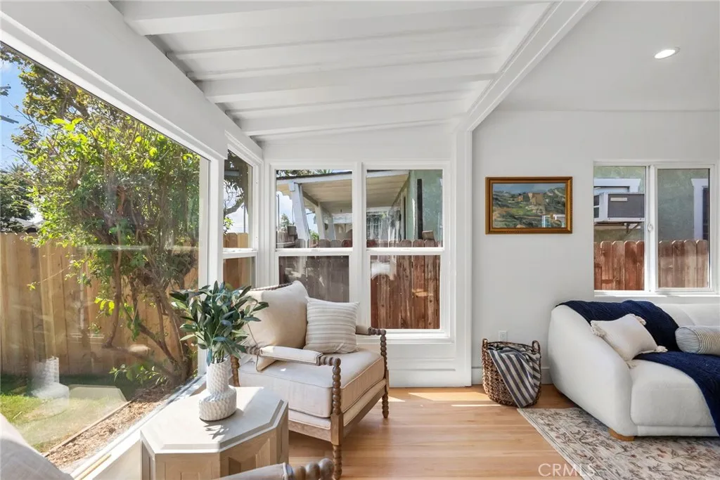 Additional image 5 of 3705 S St Andrews Pl, Los Angeles, CA 90018