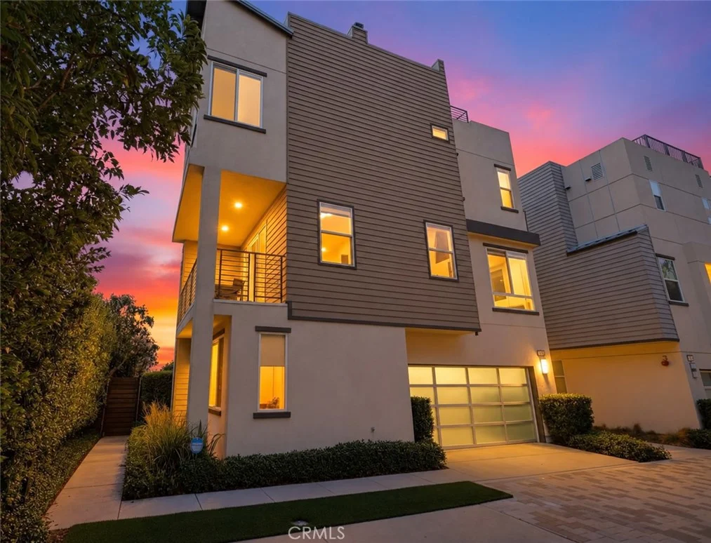 2125 Evans Way, Costa Mesa, CA 92627 photo 2